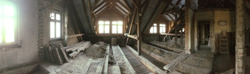 Dachausbau in der Praxis – Entstehung einer 180 qm Dachgeschosswohnung